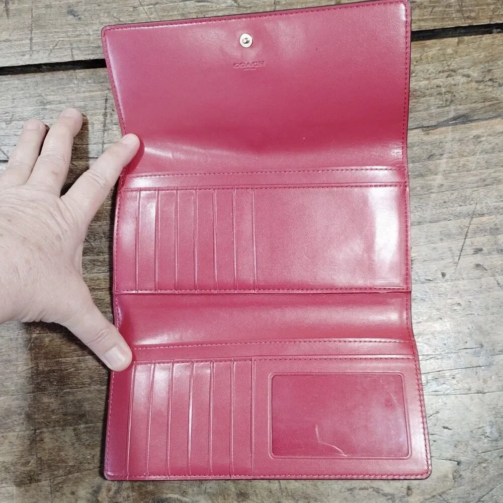 Coach Signature Slim Trifold Wallet Red Brown Black EXCELLENT CONDITION